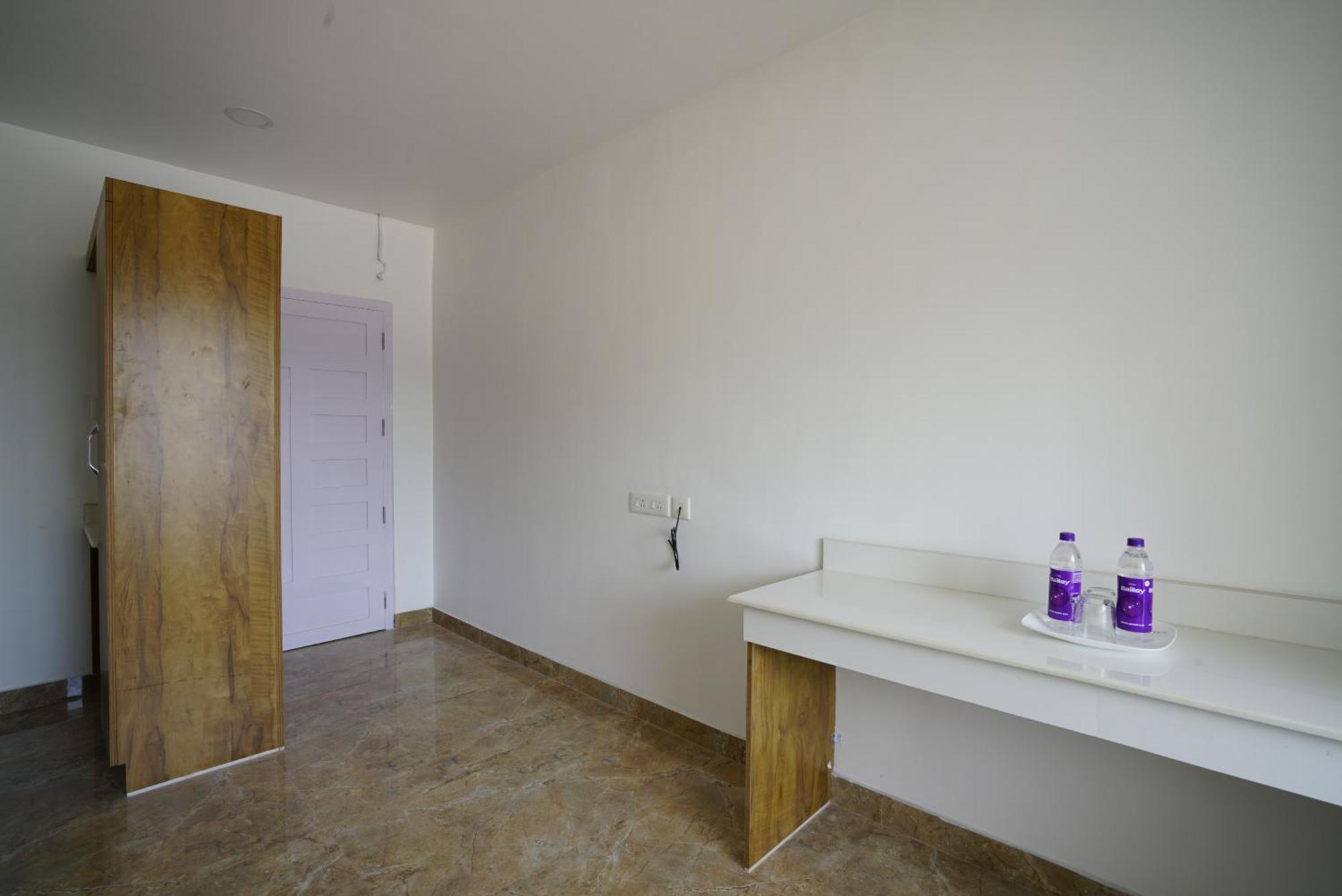 Quilon Residency Kundara Hotel Perumanseri Kültér fotó